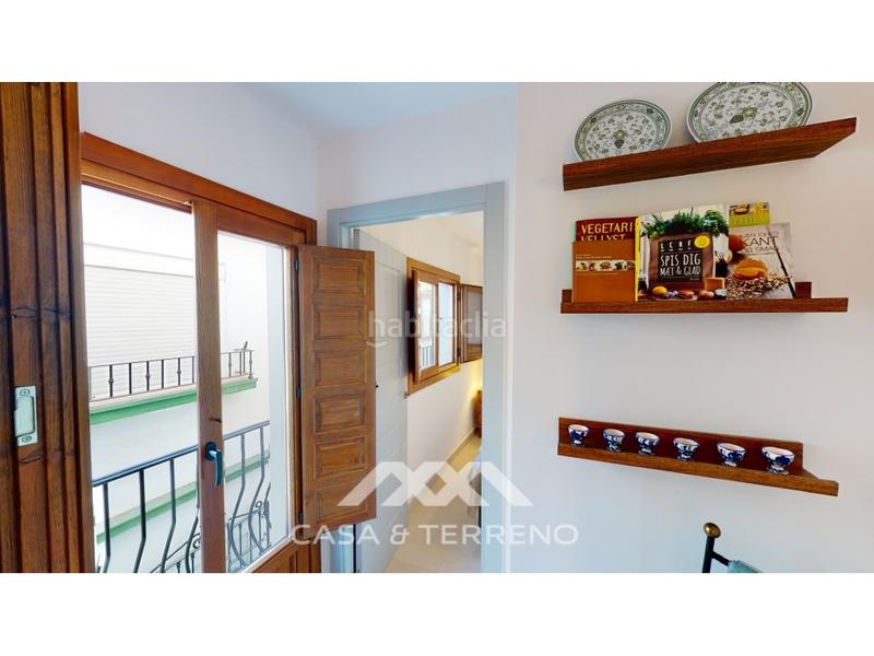 Foto d5630117-911e-425d-8930-0ab893078897. Casa adossada a Caleta de Velez