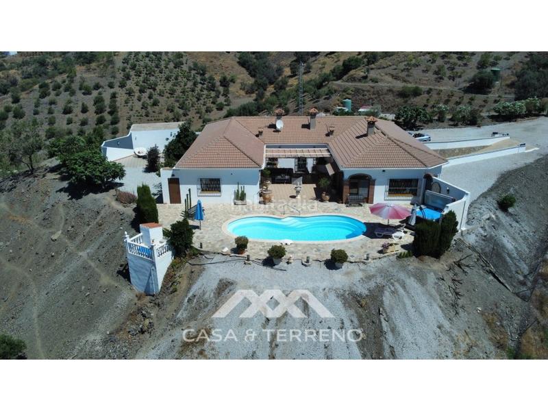 Foto 187dadf0-a9fd-4c1a-a914-e1c3d02ee570. Casa se vende villa, , málaga, andalucía en Iznate