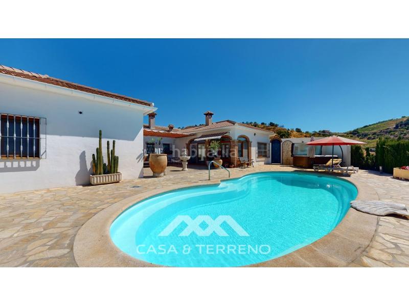 Foto 4cb106db-8708-49df-86ac-24c24e4047e5. Casa se vende villa, , málaga, andalucía en Iznate