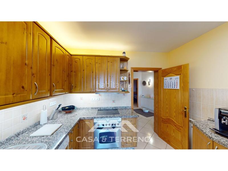 Foto b58f836f-31d6-4180-a3a1-db8e7e73641f. Casa se vende villa, , málaga, andalucía en Iznate