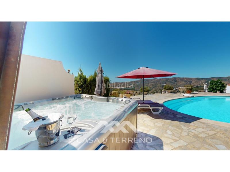 Foto bca9fabf-be74-456f-bd4d-728f3446182e. Casa se vende villa, , málaga, andalucía en Iznate