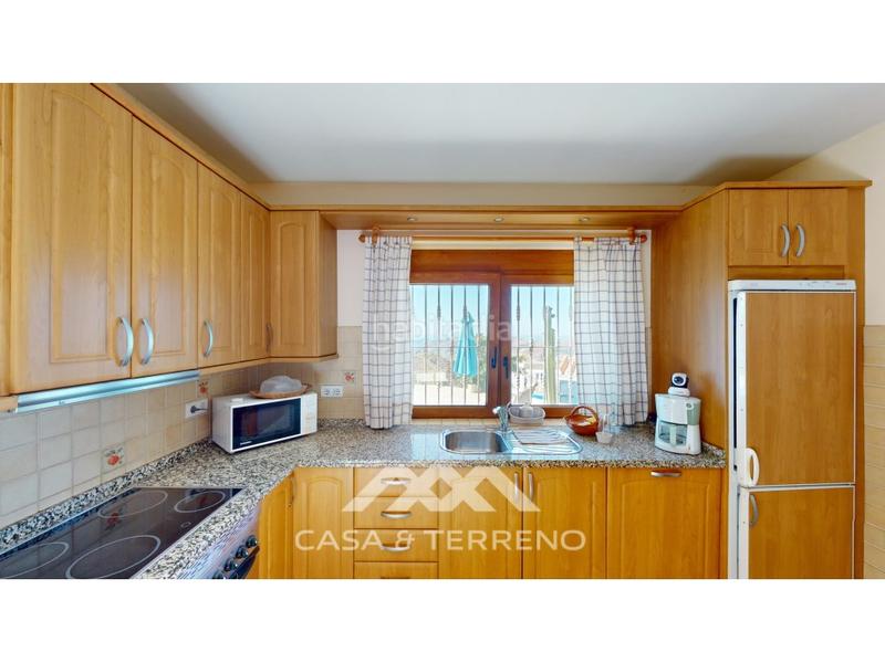 Foto cec70fc3-f310-4592-9287-0ad846306077. Casa se vende villa, , málaga, andalucía en Iznate