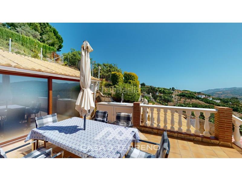 Foto 5995af04-e60f-45bd-b038-5bffba5bf050. Casa amb calefacció aparcament piscina a Frigiliana