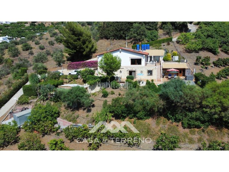 Foto 617a68e0-e3e7-4086-9586-d179dfab82fb. Casa amb calefacció aparcament piscina a Frigiliana