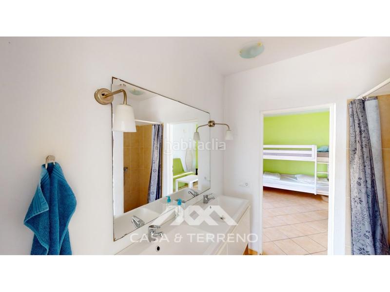 Foto 92f8eafa-7349-4206-994d-05a88a3b8f89. Casa amb aparcament piscina a Algarrobo pueblo Algarrobo