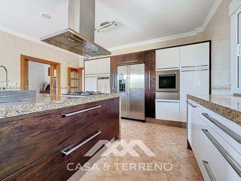 Foto 77b4706f-820b-45a3-97de-85fae2c5d82b. Casa se vende villa ,màlaga, andalucia en Periana