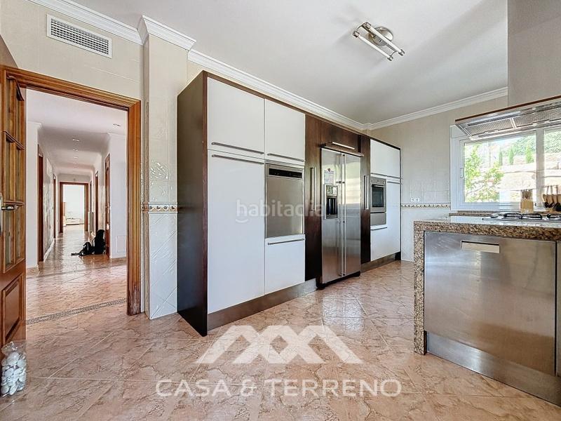 Foto a3bad558-44b5-4a8c-bf56-915942fa6dbc. Casa se vende villa ,màlaga, andalucia en Periana