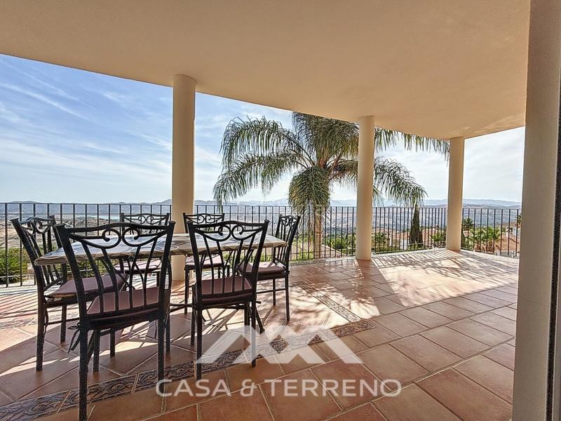 Foto ef57e284-7441-4746-b4fe-c0f5606af912. Casa se vende villa ,màlaga, andalucia en Periana