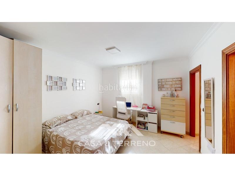 Foto 16a99387-3047-49f8-9642-203facc88ca1. Xalet amb aparcament piscina a Viña Málaga Torre del Mar