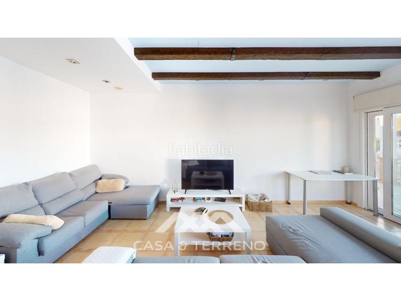 Foto 3b510818-29a8-45a0-9b2e-2300b8bd307b. Xalet amb aparcament piscina a Viña Málaga Torre del Mar