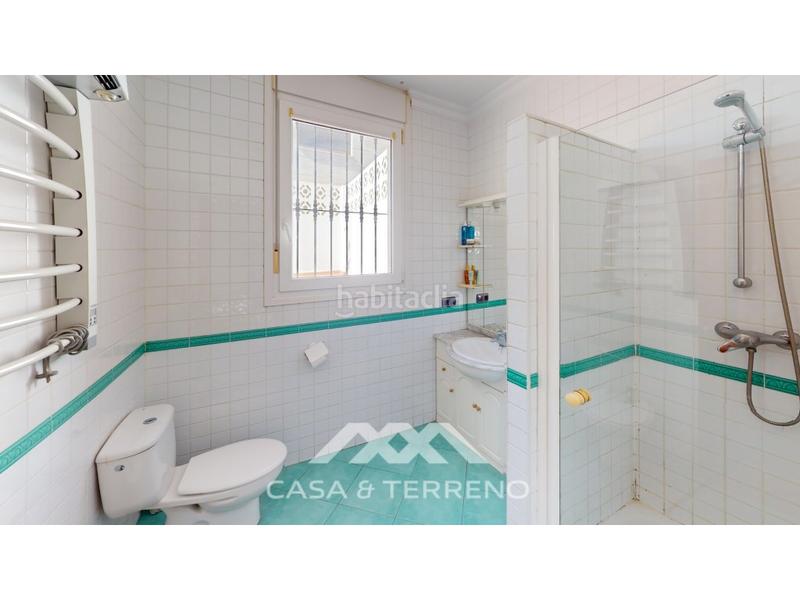 Foto 4fa4c25e-a0f3-4c43-aa23-870b06f007f5. Xalet amb aparcament piscina a Viña Málaga Torre del Mar