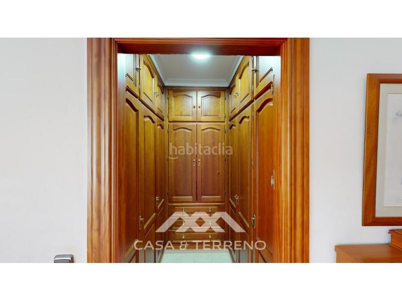 Foto 8ddacf56-e386-4693-9a75-40bfb8eee1bd. Xalet amb aparcament piscina a Viña Málaga Torre del Mar