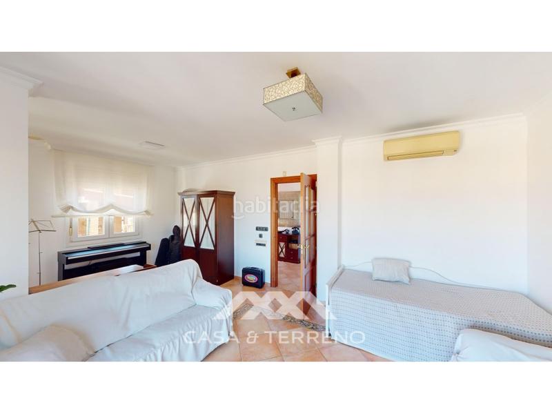 Foto c51087ff-e49f-4bff-9ac4-07c8e49a88fb. Xalet amb aparcament piscina a Viña Málaga Torre del Mar