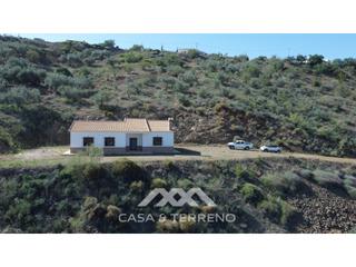 Casa  N/a. Se vende finca, colmenar, mlaga