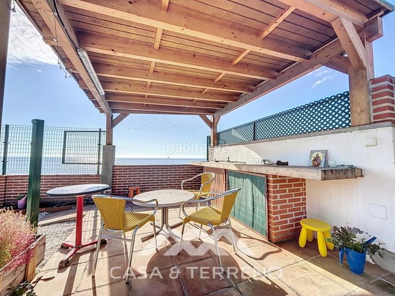Foto 4589fb32-8baf-48da-a6b4-90d2ecf5db83. Casa con parcheggio in Almayate Bajo