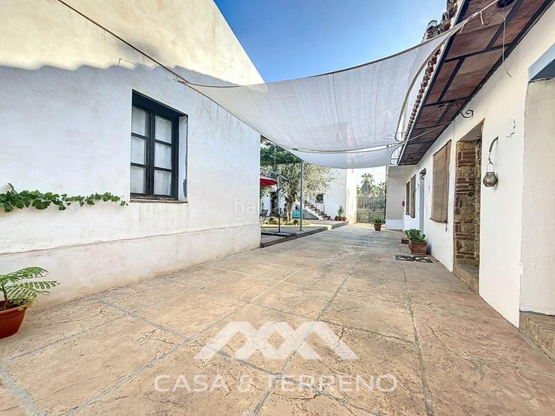 Foto 3000210e-fd68-444e-8242-d69a9a014bdc. Chalet mit parking pool in El Limonar Vélez - Málaga