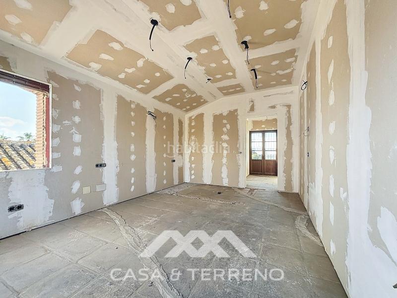 Foto 4d8b22e3-ff28-4a1e-922f-182b2960c75e. Chalet mit parking pool in El Limonar Vélez - Málaga