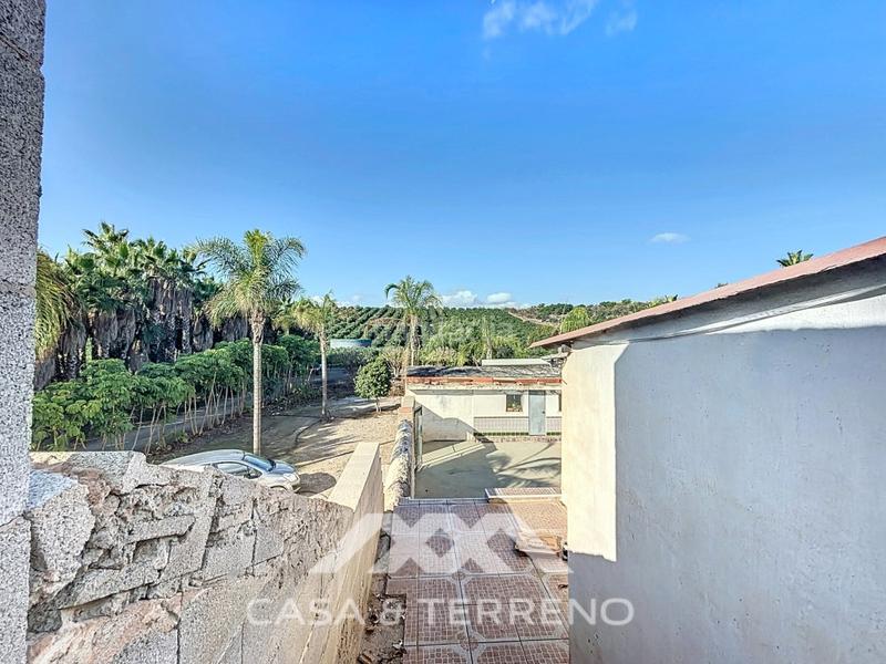 Foto 5a0b5c32-8000-4cde-ba1a-2d53afeab04e. Chalet mit parking pool in El Limonar Vélez - Málaga