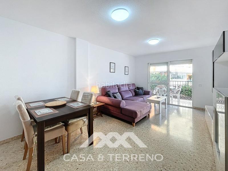 Foto 495e8c0a-b374-419d-8524-916aa9ba86a2. Piccolo appartamento con piscina in Viña Málaga Torre del Mar