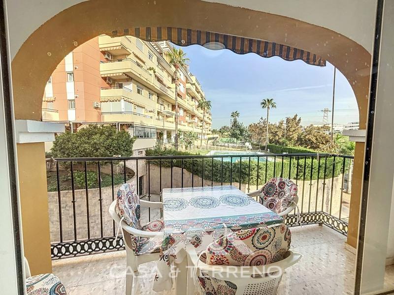 Foto f13d2819-b523-426f-9ad7-76219819eb03. Piccolo appartamento con piscina in Viña Málaga Torre del Mar