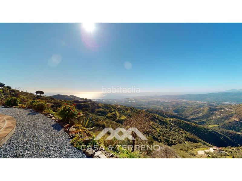 Foto 13340d69-942a-43b3-be7c-fe7a8e57f9ef. Casa se vende exclusiva villa con impresionantes vistas panorámicas al mar y a las montañas, que combina una vida de lujo con el más al en Arenas