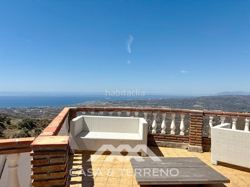 Foto 2601cf82-ad97-4eb1-8d74-f9fd2045b821. Casa se vende exclusiva villa con impresionantes vistas panorámicas al mar y a las montañas, que combina una vida de lujo con el más al en Arenas
