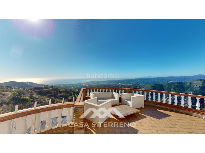 Foto 70847788-52fc-47ad-b887-8c2706cd86e9. Casa se vende exclusiva villa con impresionantes vistas panorámicas al mar y a las montañas, que combina una vida de lujo con el más al en Arenas