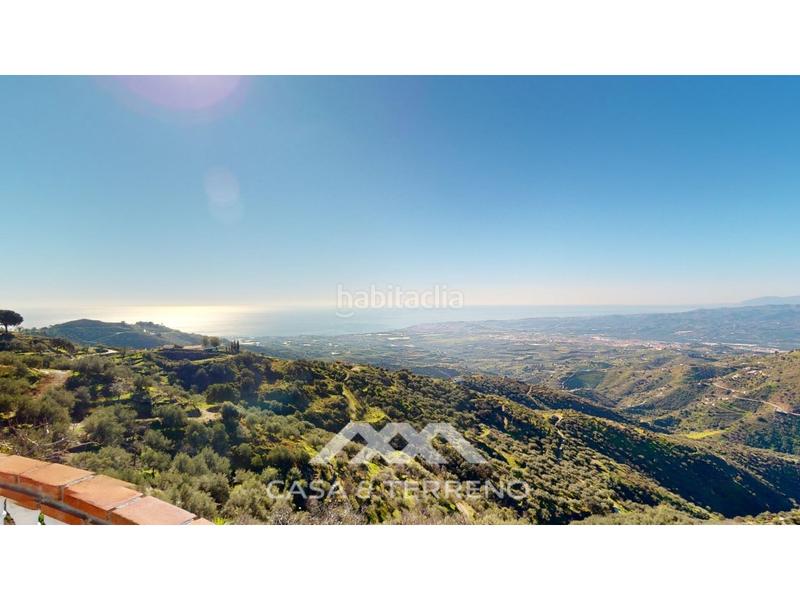 Foto e13fcccf-5b90-4fa5-9fa1-4e1d0c6d0543. Casa se vende exclusiva villa con impresionantes vistas panorámicas al mar y a las montañas, que combina una vida de lujo con el más al en Arenas