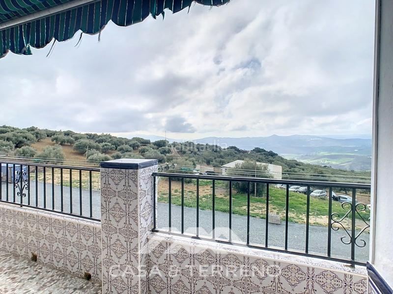 Foto 334e3d68-0bec-4511-9ebc-007d2d9a17b4. Maison avec parking dans Periana