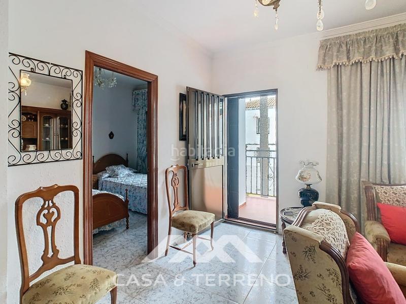 Foto 6ff2d011-f5f0-40a7-9e41-54ed81e6c0ef. Maison avec parking dans Periana