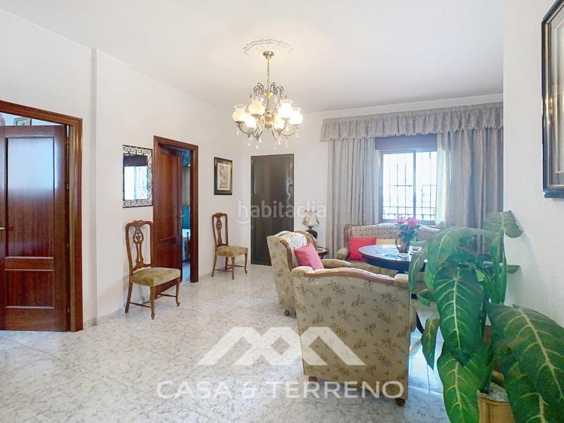 Foto 9a5a634b-0caf-463a-a035-db0d793201d5. Maison avec parking dans Periana