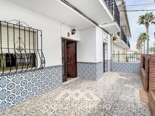 Casa  N/a. Se vende casa con mucho potencial en periana