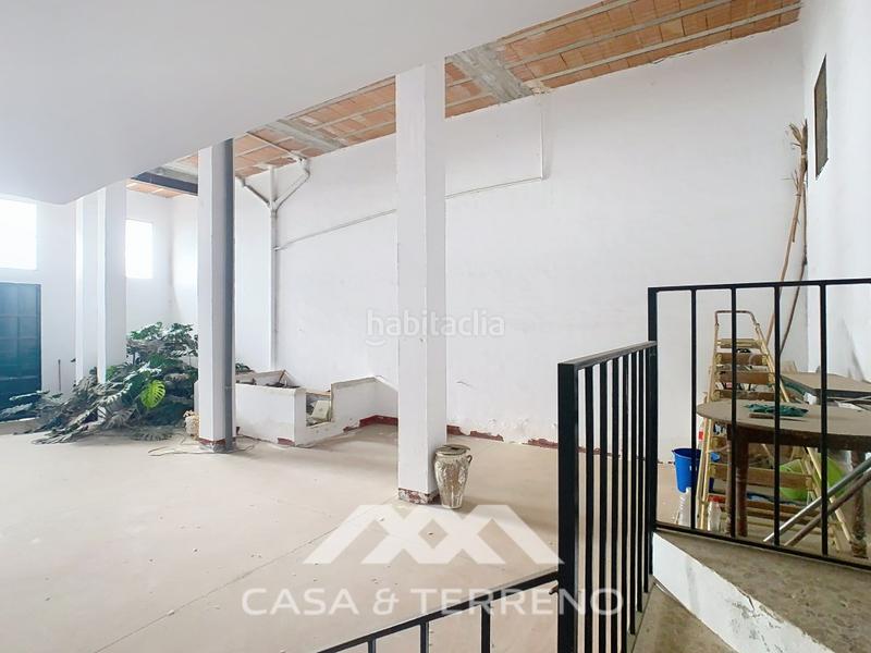 Foto a5ee3d6e-5e8b-42d9-b592-39e1f2a698b3. Maison avec parking dans Periana