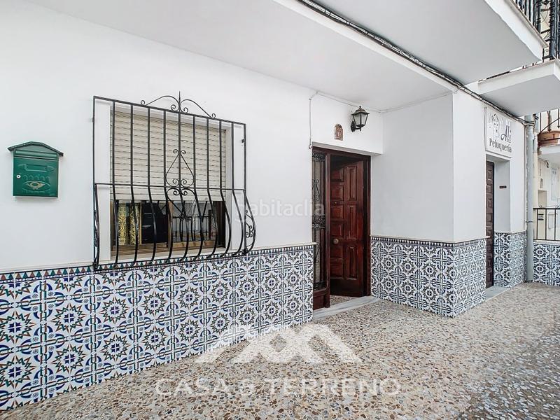 Foto a6b4e64c-289a-481b-b2f0-7432354875b8. Maison avec parking dans Periana