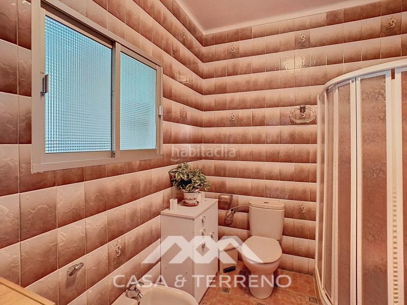 Foto b72e8c65-791d-4f92-bc10-cfe2267f3cd3. Maison avec parking dans Periana