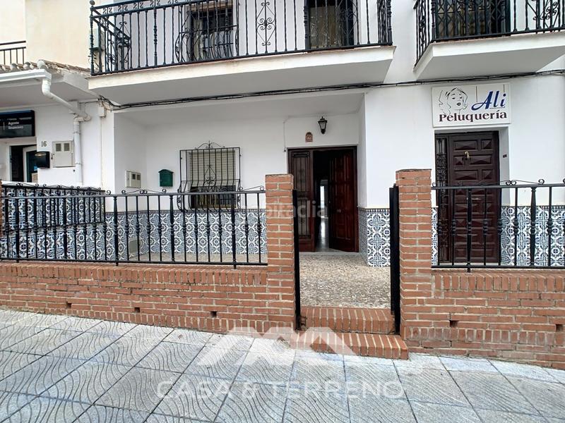 Foto dc3a3b69-5b47-4328-9b9d-826e6f12f45b. Maison avec parking dans Periana