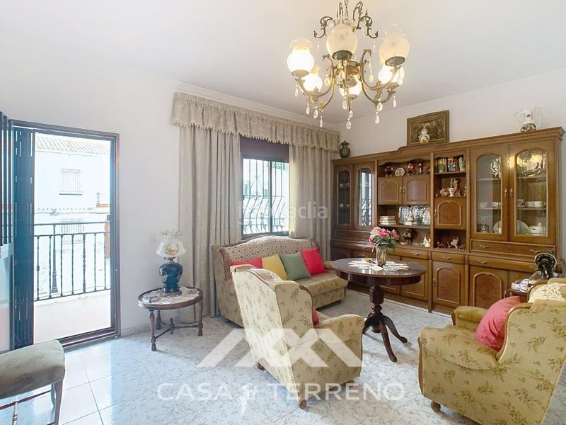 Foto ec2b8f77-02b3-4a34-8dc5-f7542a809cbf. Maison avec parking dans Periana