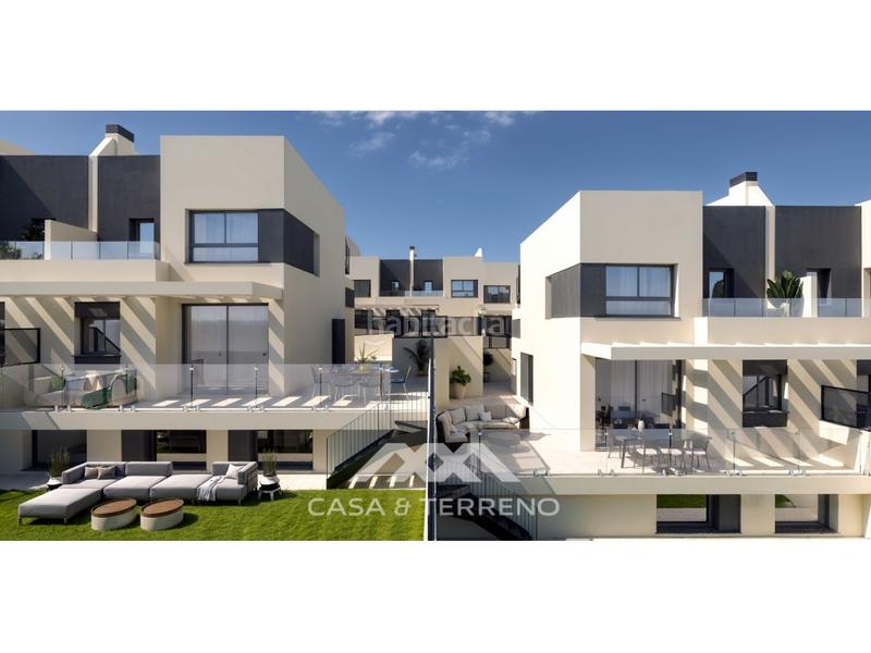 Foto 19e6aea6-495f-433f-b96a-81697acabfa1. Casa aparellada amb aparcament piscina a Capistrano Nerja