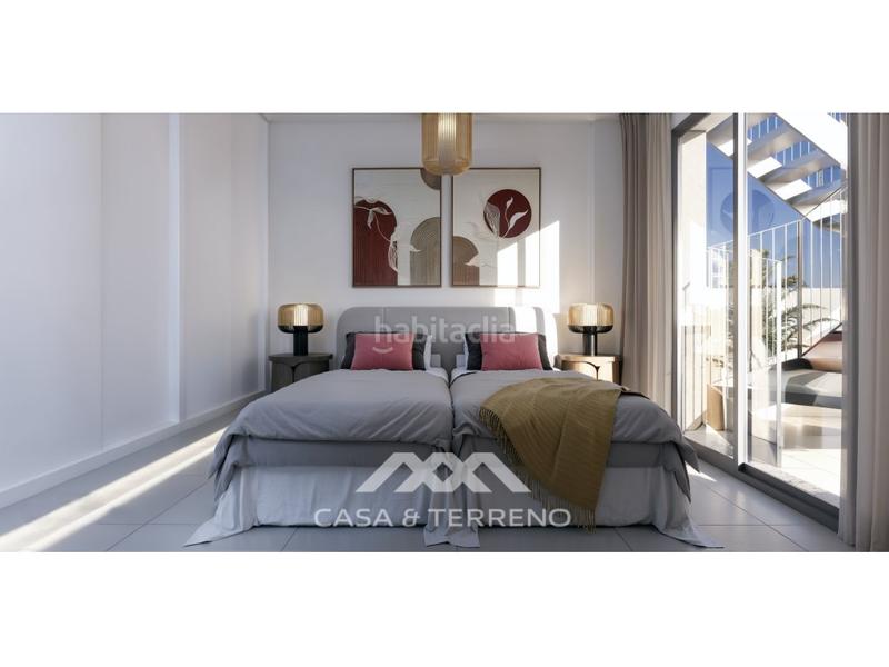 Foto eb1b200b-36b5-4da1-bdb2-f8e4c652bc49. Casa pareada adosados modernos con piscina en Capistrano Nerja