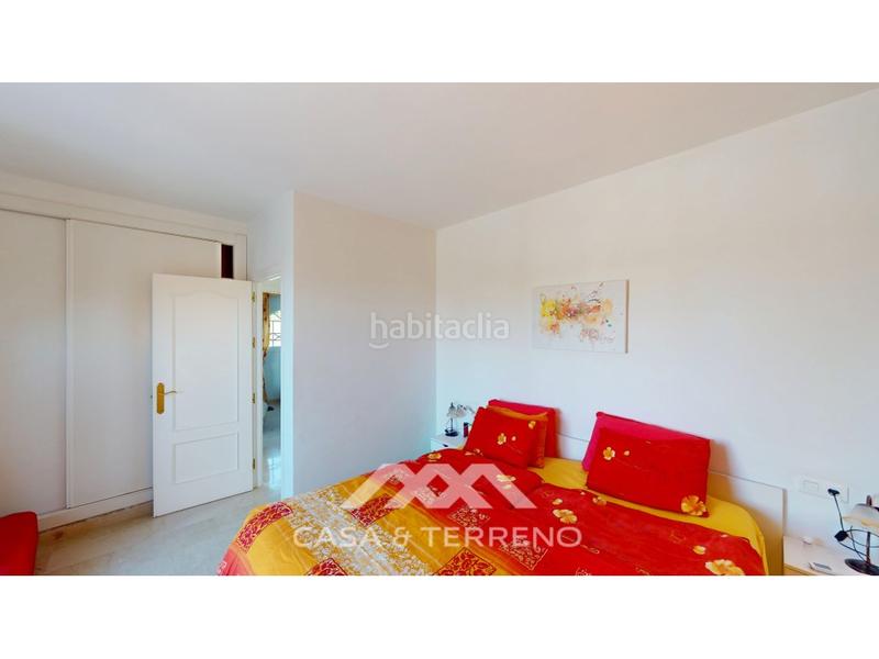 Foto 97c4db77-9da1-4349-82f4-7931ce924579. Casa se vende elegante villa con jardín y piscina , málaga en Algarrobo