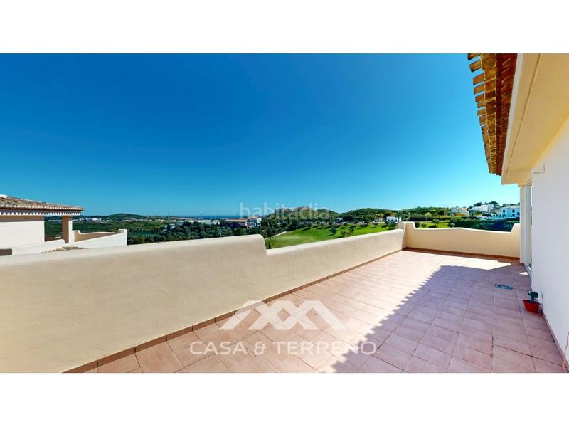 Foto 35d2b9b6-2c4f-4886-9f54-a764f3652014. Àtic amb aparcament piscina a Hipódromo - Cerrado del Águila Mijas