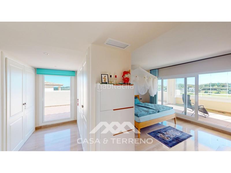 Foto 88daa24c-ede9-464d-bf81-e88552dd1e3c. Àtic amb aparcament piscina a Hipódromo - Cerrado del Águila Mijas