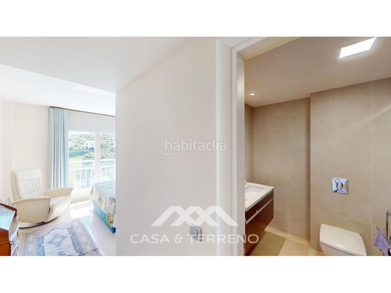 Foto bf198cff-db00-4f5b-b049-987971dd2652. Àtic amb aparcament piscina a Hipódromo - Cerrado del Águila Mijas