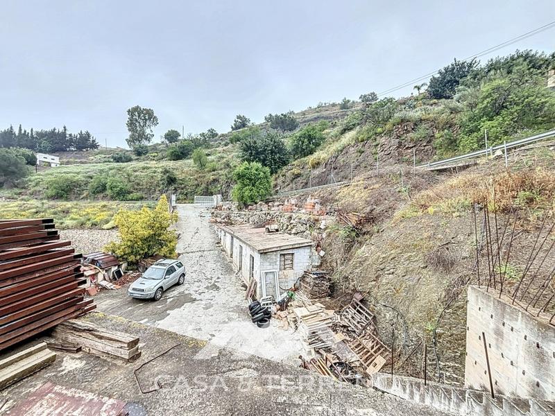 Foto 06ec8529-a814-4d5e-b8d4-562eb954b05b. Industrial building in Arenas