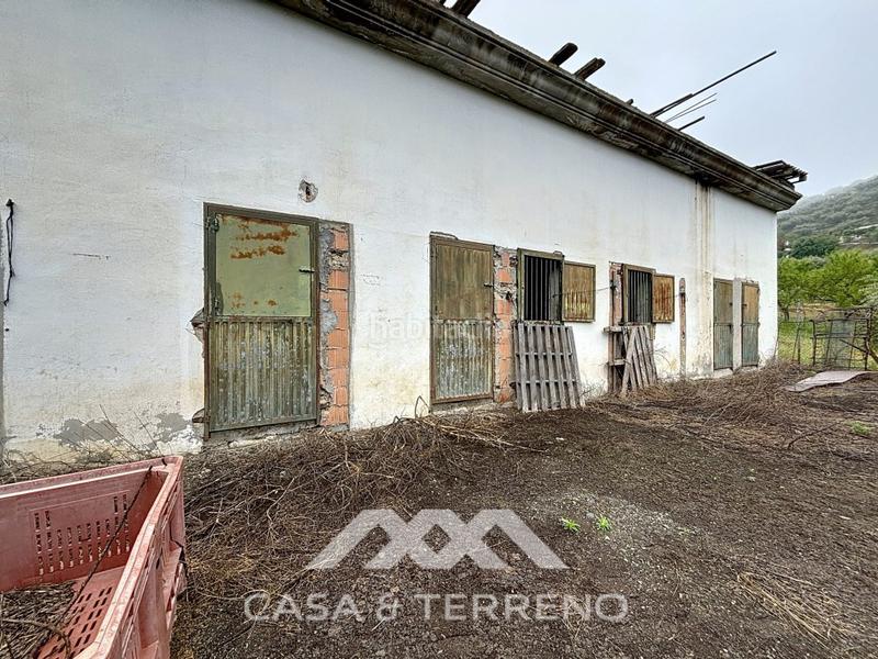 Foto c6867713-22e3-47c2-a84e-e4973bd7ff3b. Industrial building in Arenas