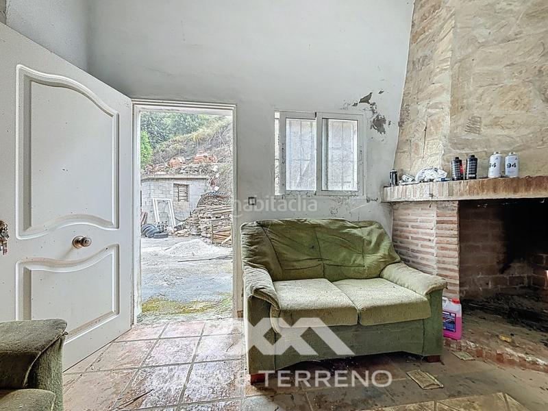 Foto c9b58073-cc36-436e-9445-7b7ca83289d6. Industrial building in Arenas