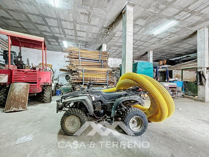 Foto cfb496d3-6496-48a3-a292-377615716535. Industrial building in Arenas