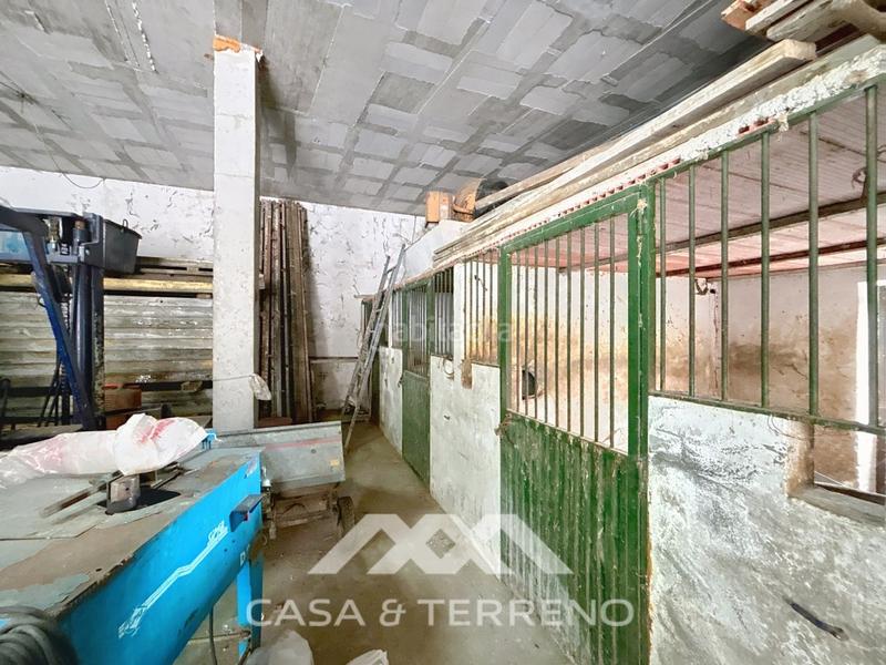 Foto dfa62432-2969-4443-955a-fa7acb7935a3. Industrial building in Arenas