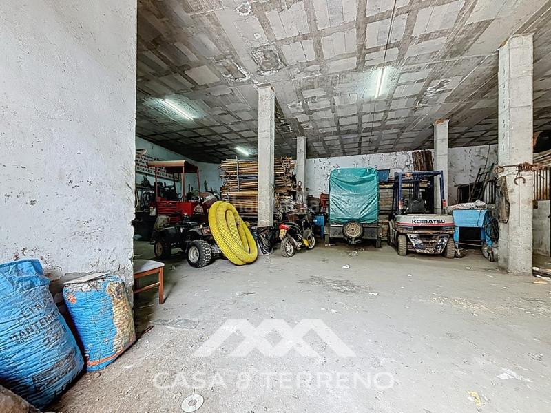 Foto ef780de0-4639-406f-b099-ab32883eaae3. Industrial building in Arenas