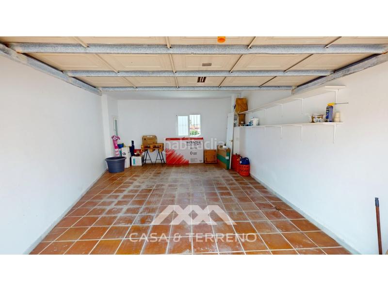 Foto 6471472e-4942-4775-8806-3cd14e6e7fba. House with parking pool in Caleta de Velez